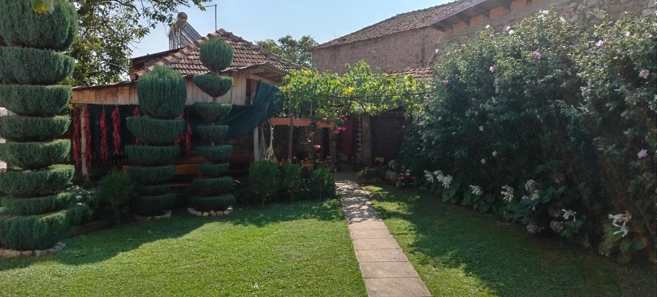 Villa Old House Bn Бітола Екстер'єр фото
